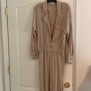 NWOT Olivia Culpo jumper